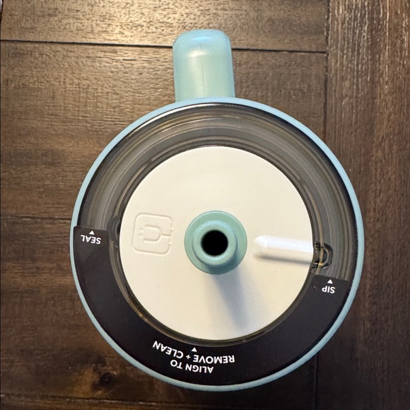 BruMate Era 30oz Tumbler in Golden Bloom! New Limited Edition! - Picture 3 of 6